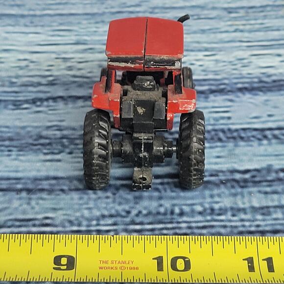 Vintage 1/64 scale Ertl Case IH 7130 die-cast tractor red and black - Picture 6 of 8